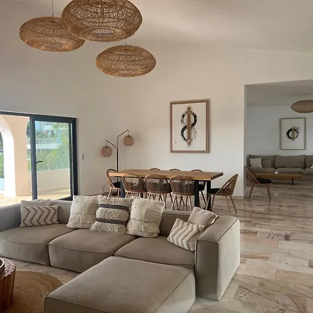 Eloah - Magnifique Portugaise Renovee Vue *